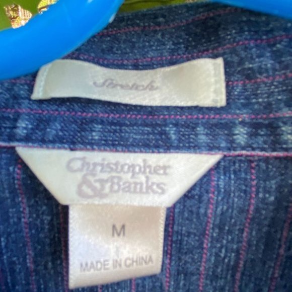 Christopher & Banks Denim Vest SZ M Custom Embroidered Cross - Picture 4 of 4